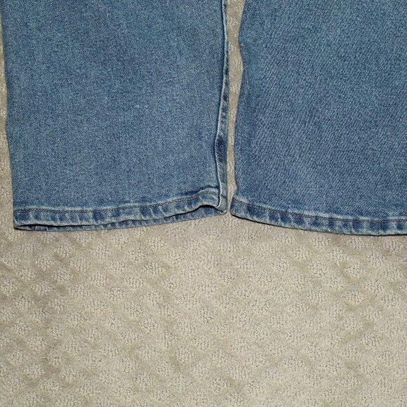 Wrangler Regular Fit Straight Leg Men's Jeans Size 48 X 30 99% Cotton - Picture 3 of 8